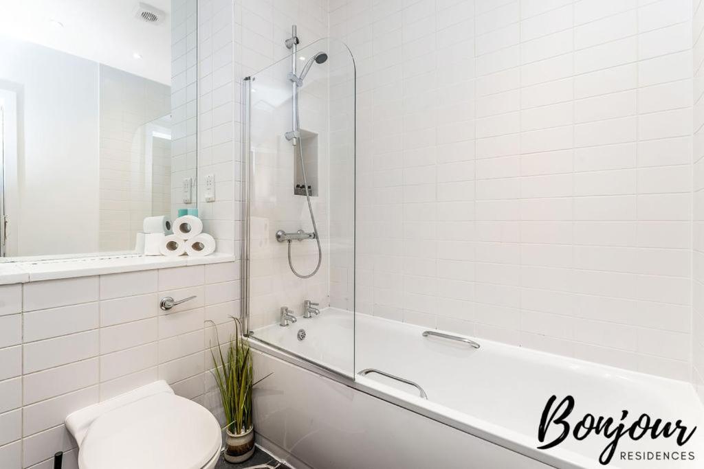 Spacious 2Br-1Ba - Grassmarket - Free Parking By Bonjour Residences Edinburgh Exterior photo