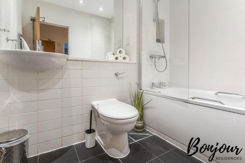Spacious 2Br-1Ba - Grassmarket - Free Parking By Bonjour Residences Edinburgh Exterior photo