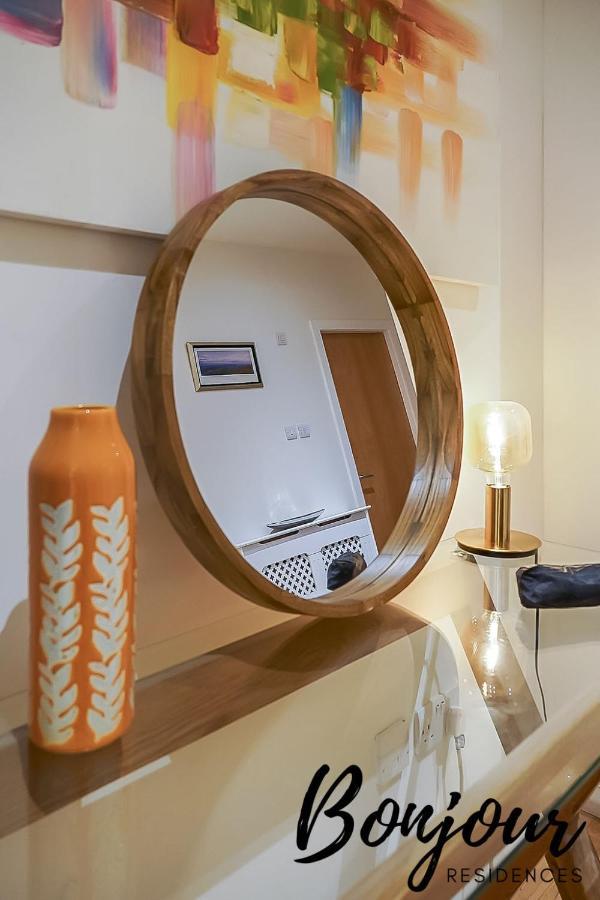Spacious 2Br-1Ba - Grassmarket - Free Parking By Bonjour Residences Edinburgh Exterior photo