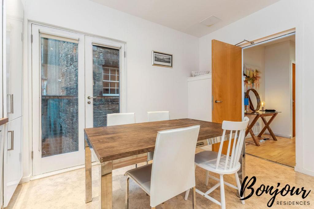 Spacious 2Br-1Ba - Grassmarket - Free Parking By Bonjour Residences Edinburgh Exterior photo